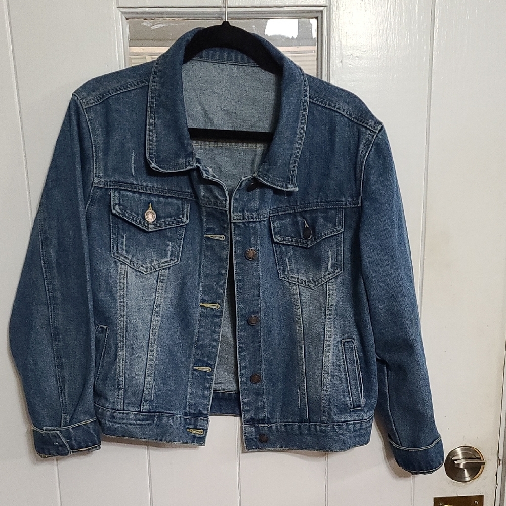 Unbranded Womens Classic Blue Denim Jacket Buttons Light Distressing Sz L EUC
